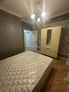 Kirayə verilir 2 otaqlı mənzil 50 m²