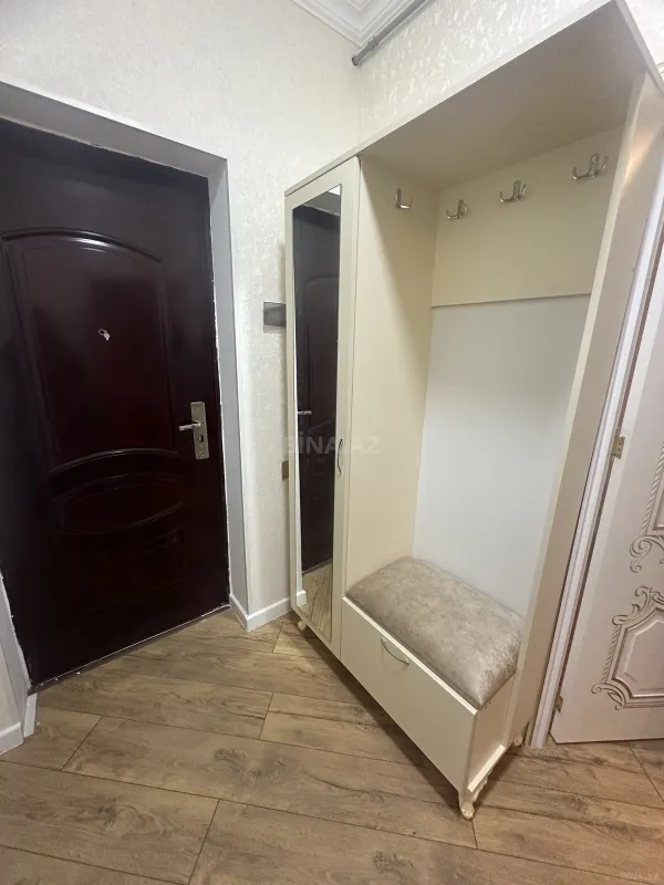 Kirayə verilir 2 otaqlı mənzil 50 m²