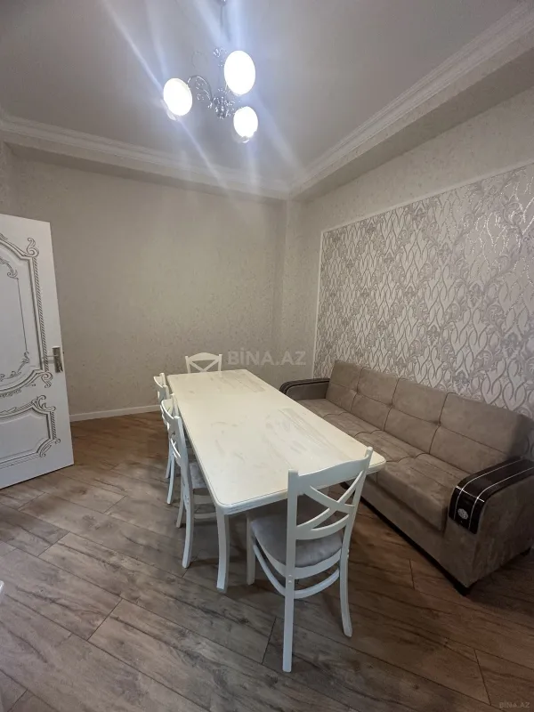 Kirayə verilir 2 otaqlı mənzil 50 m²