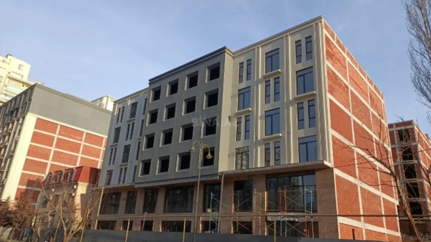 Satılır 2 otaqlı mənzil 67 m²