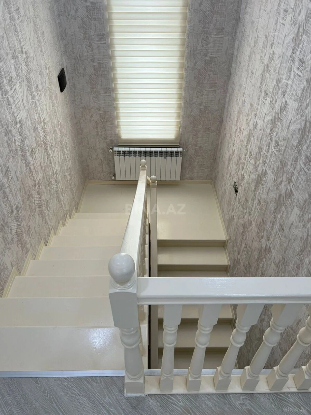 Kirayə verilir 5 otaqlı həyət evi 250 m²