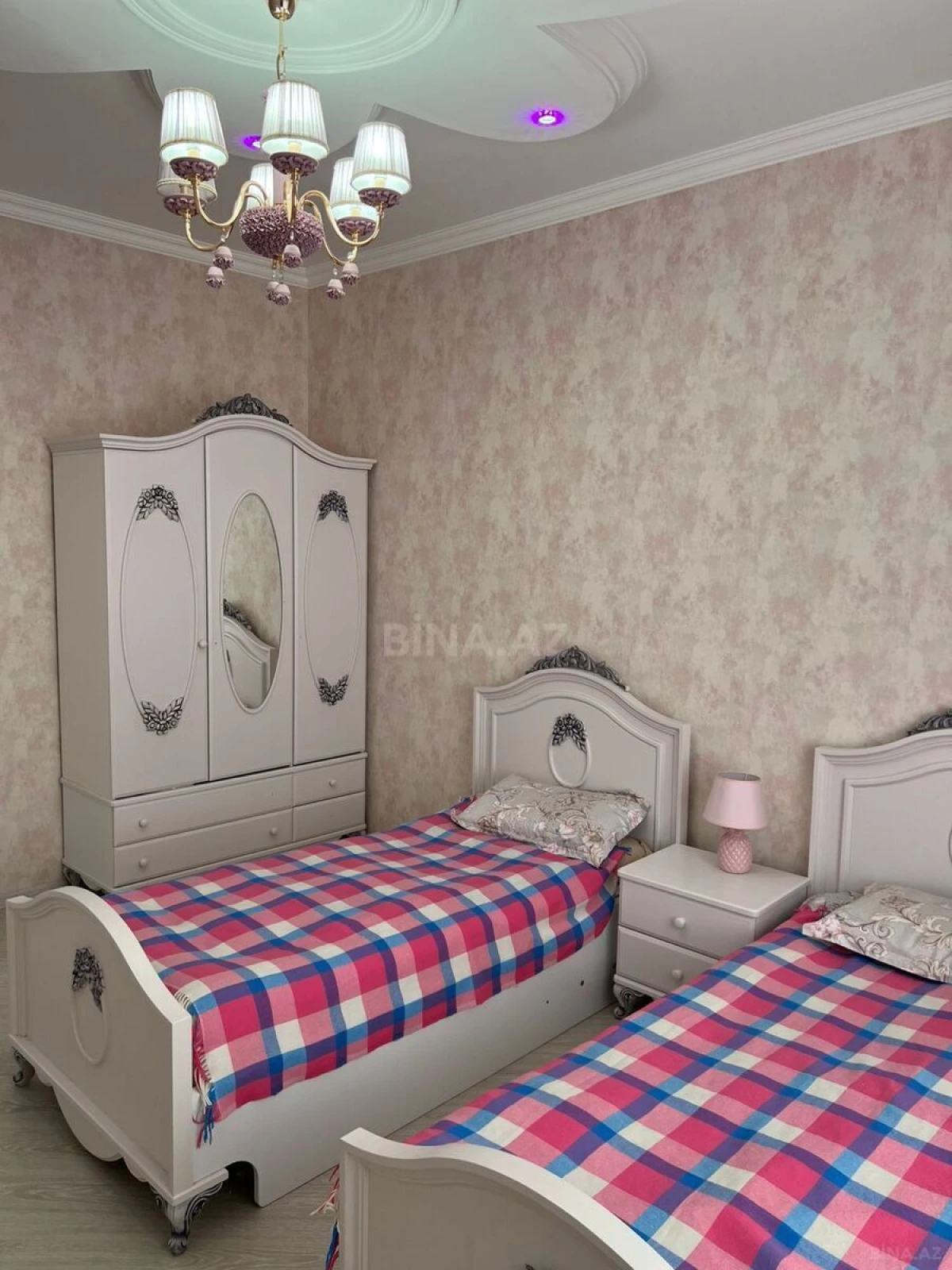 Kirayə verilir 5 otaqlı həyət evi 250 m²