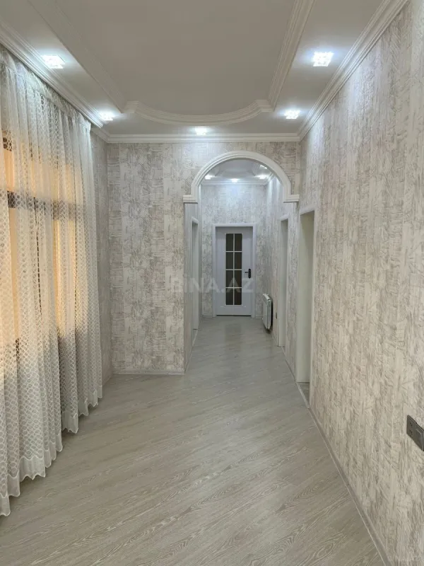 Kirayə verilir 5 otaqlı həyət evi 250 m²