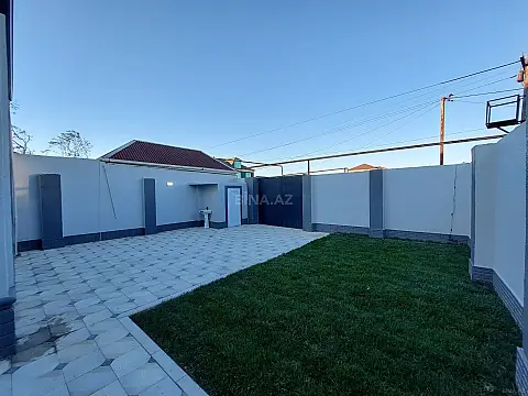 Satılır 4 otaqlı həyət evi 114 m²