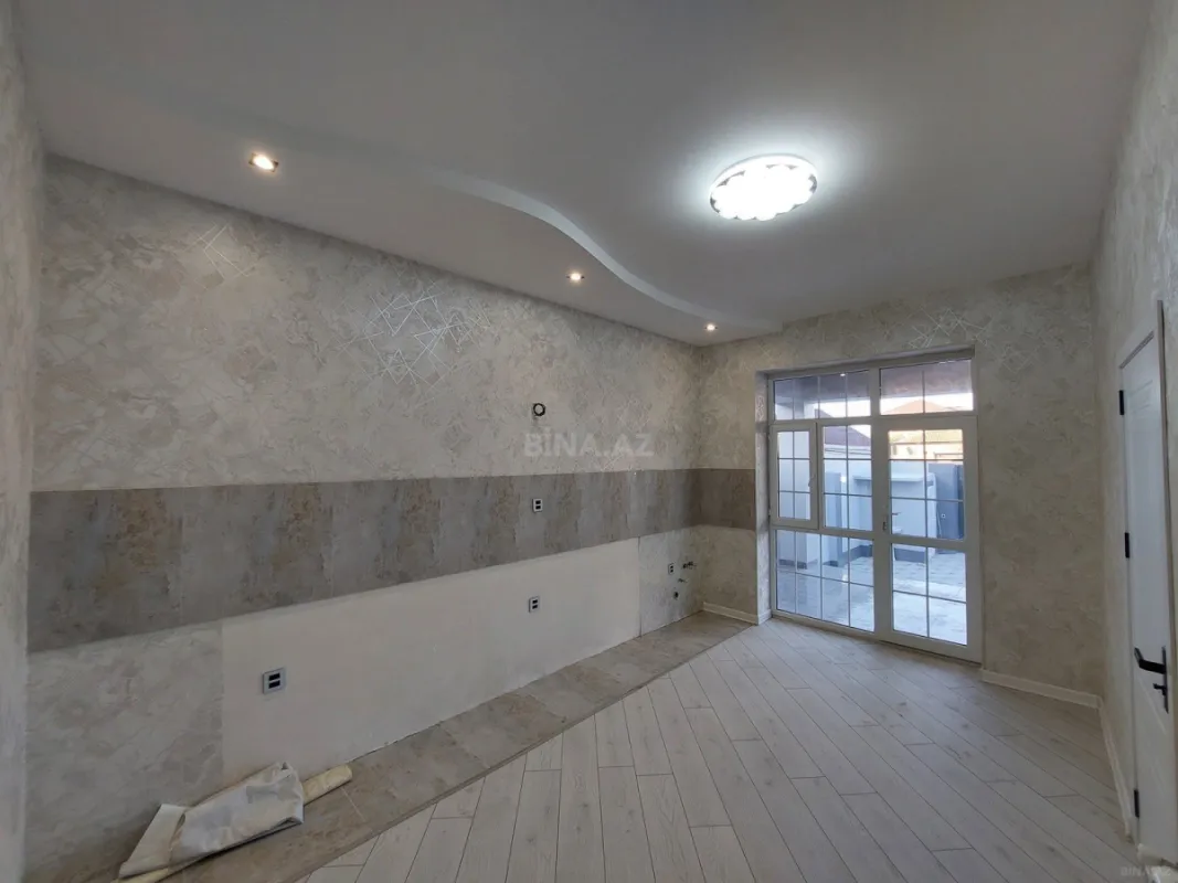 Satılır 4 otaqlı həyət evi 114 m²