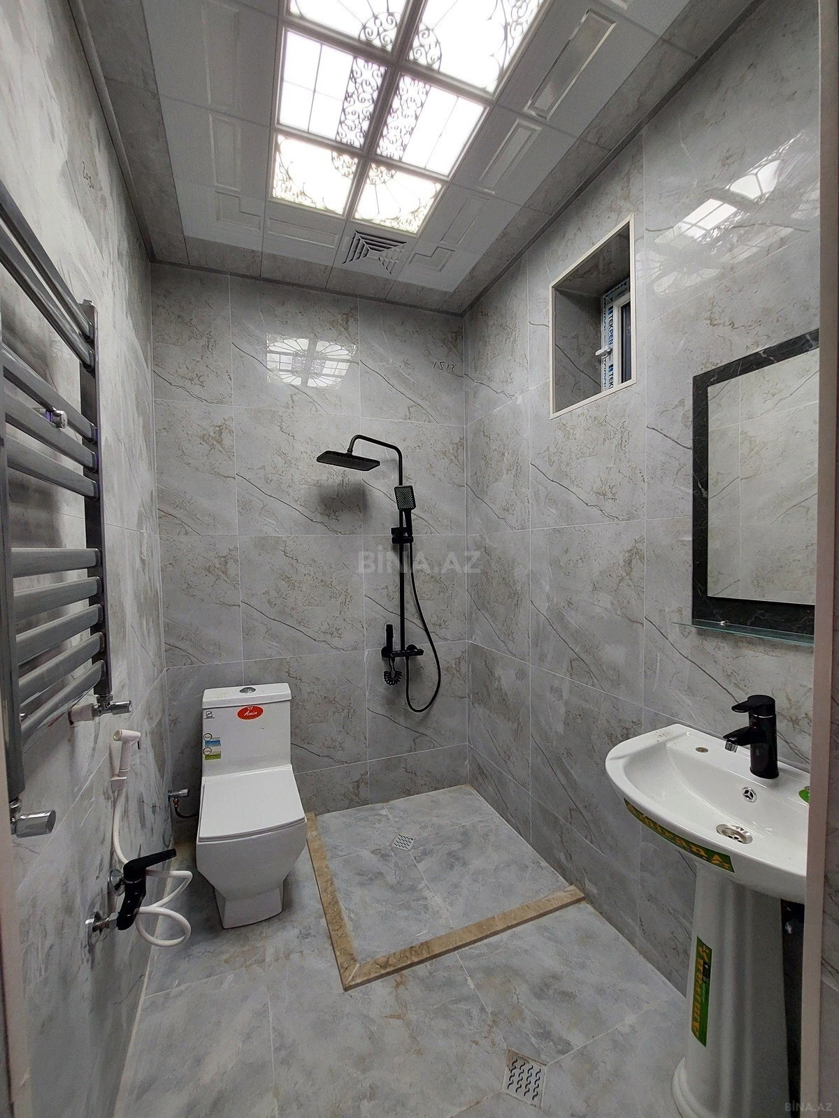 Satılır 4 otaqlı həyət evi 114 m²