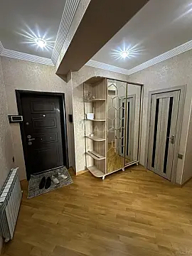 Kirayə verilir 3 otaqlı mənzil 105 m²