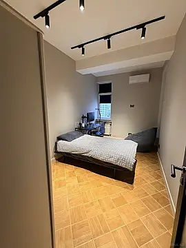 Satılır 4 otaqlı mənzil 153 m²
