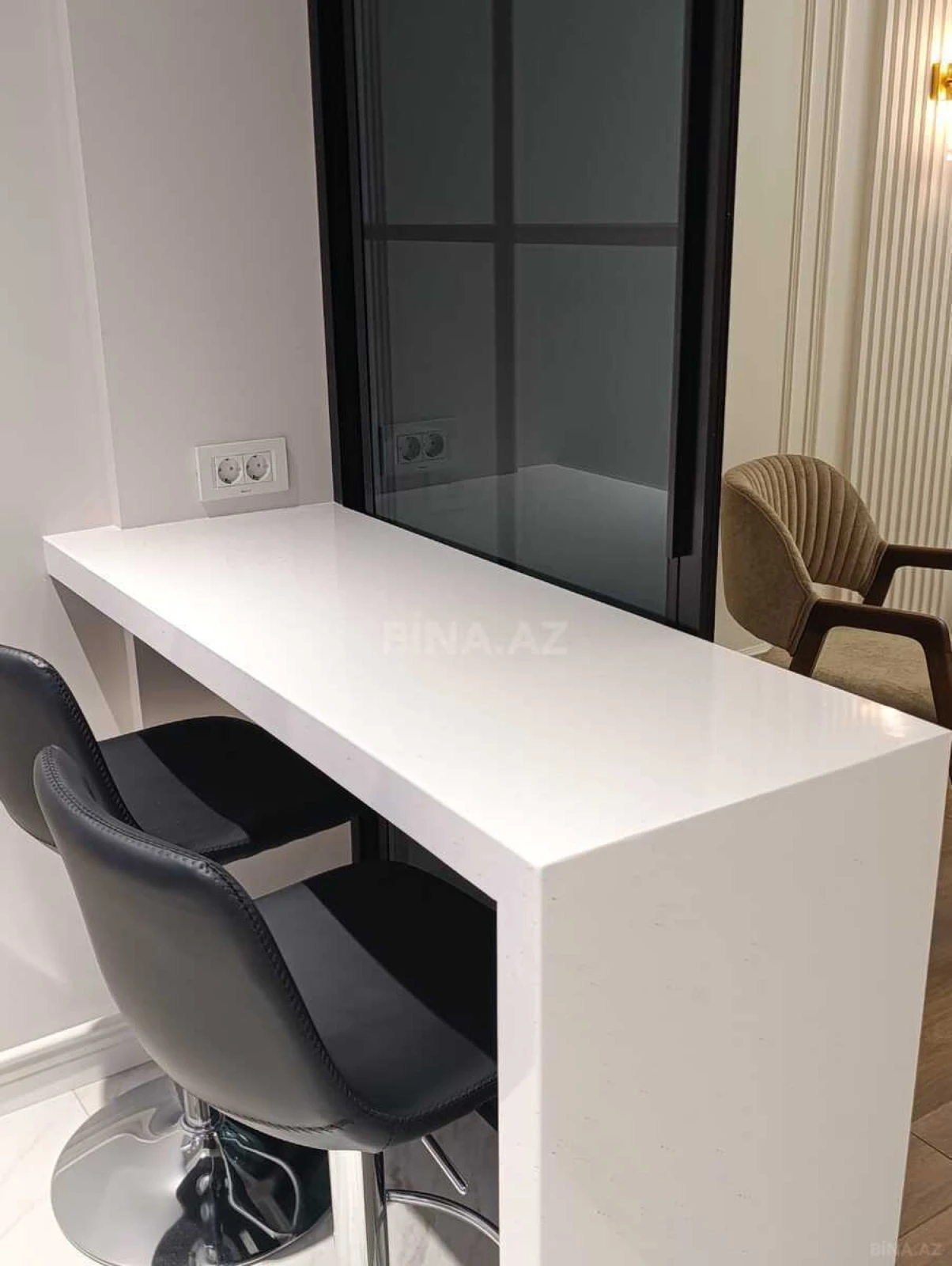 Kirayə verilir 2 otaqlı mənzil 70 m²