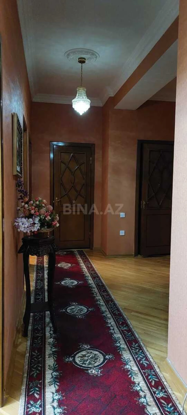 Kirayə verilir 3 otaqlı mənzil 110 m²