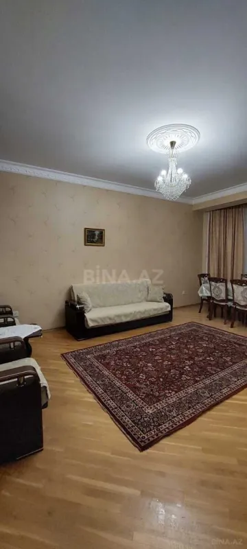 Kirayə verilir 3 otaqlı mənzil 110 m²