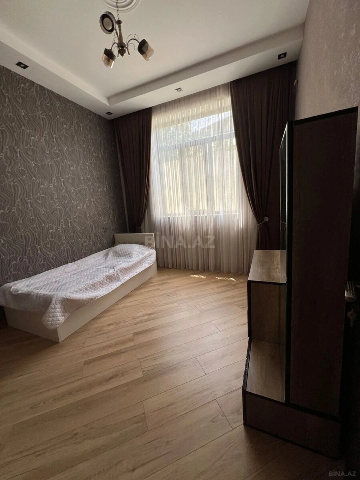 Kirayə verilir 4 otaqlı həyət evi 200 m²