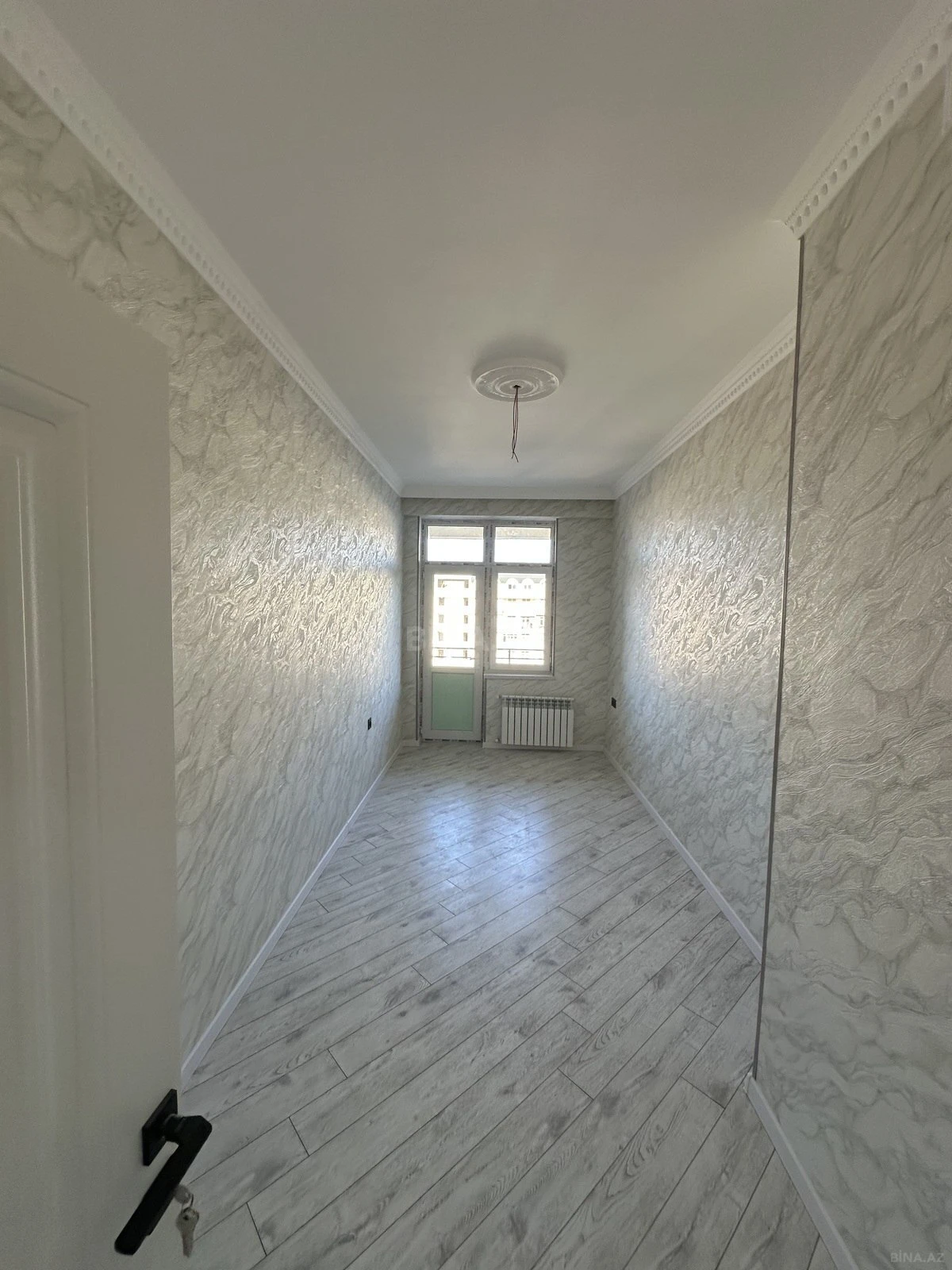 Satılır 3 otaqlı mənzil 87 m²