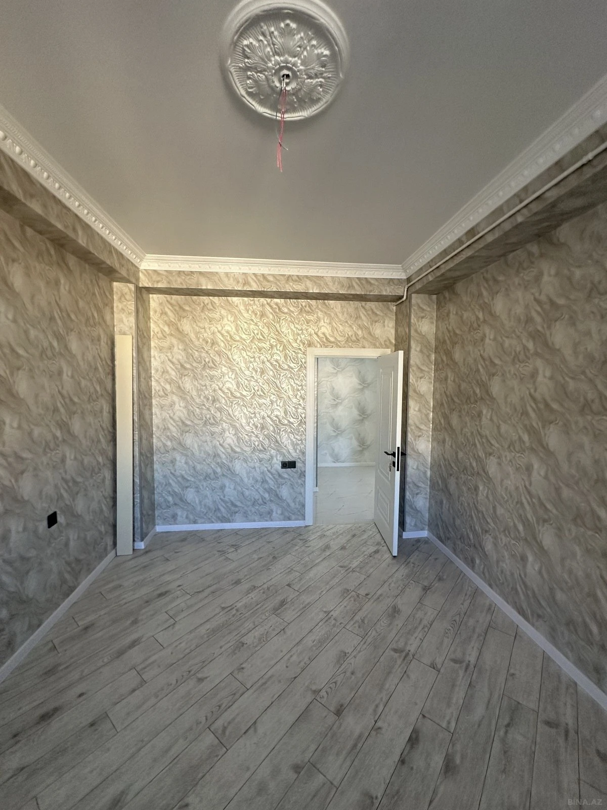 Satılır 3 otaqlı mənzil 87 m²