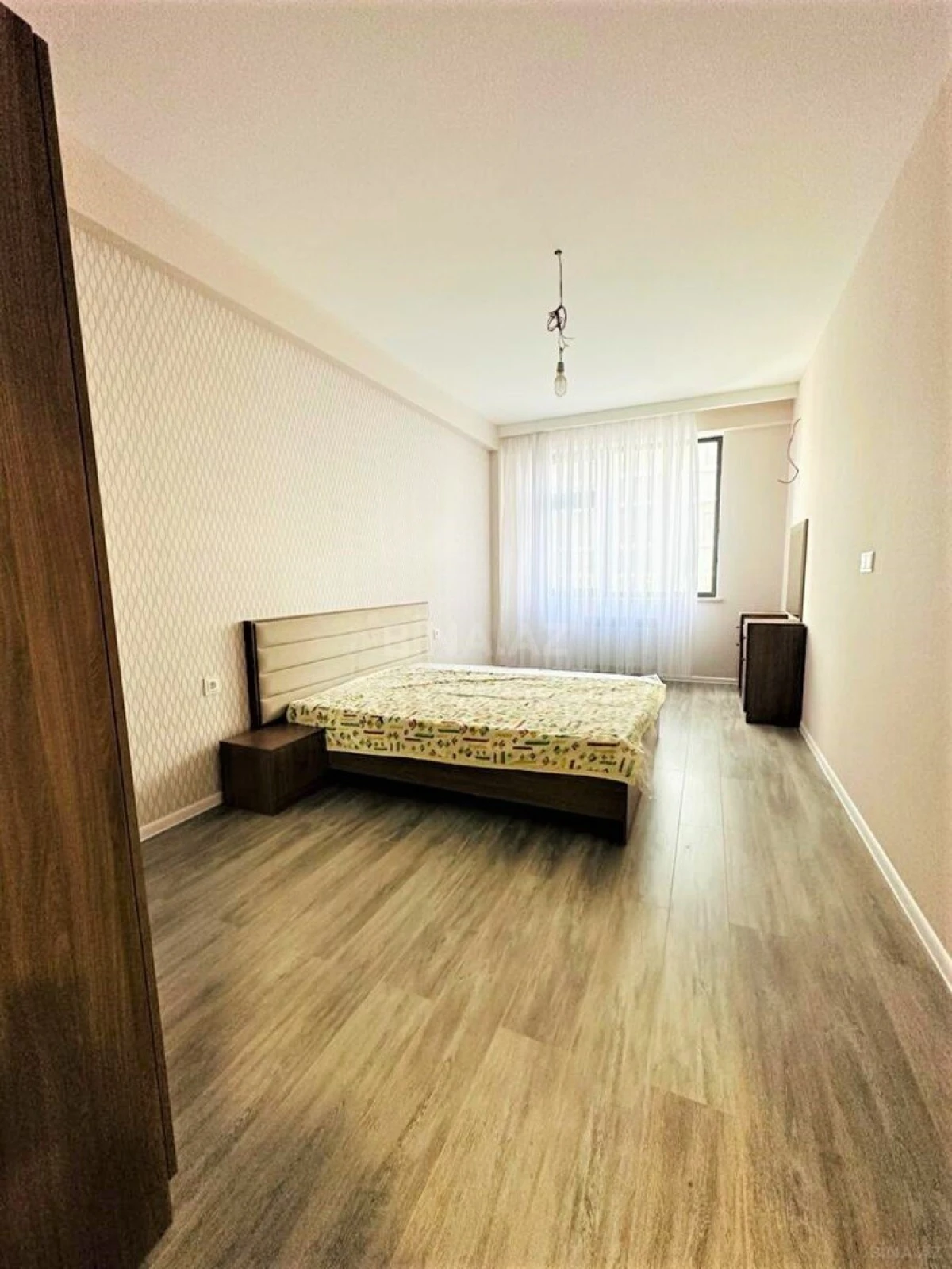 Kirayə verilir 3 otaqlı mənzil 120 m²