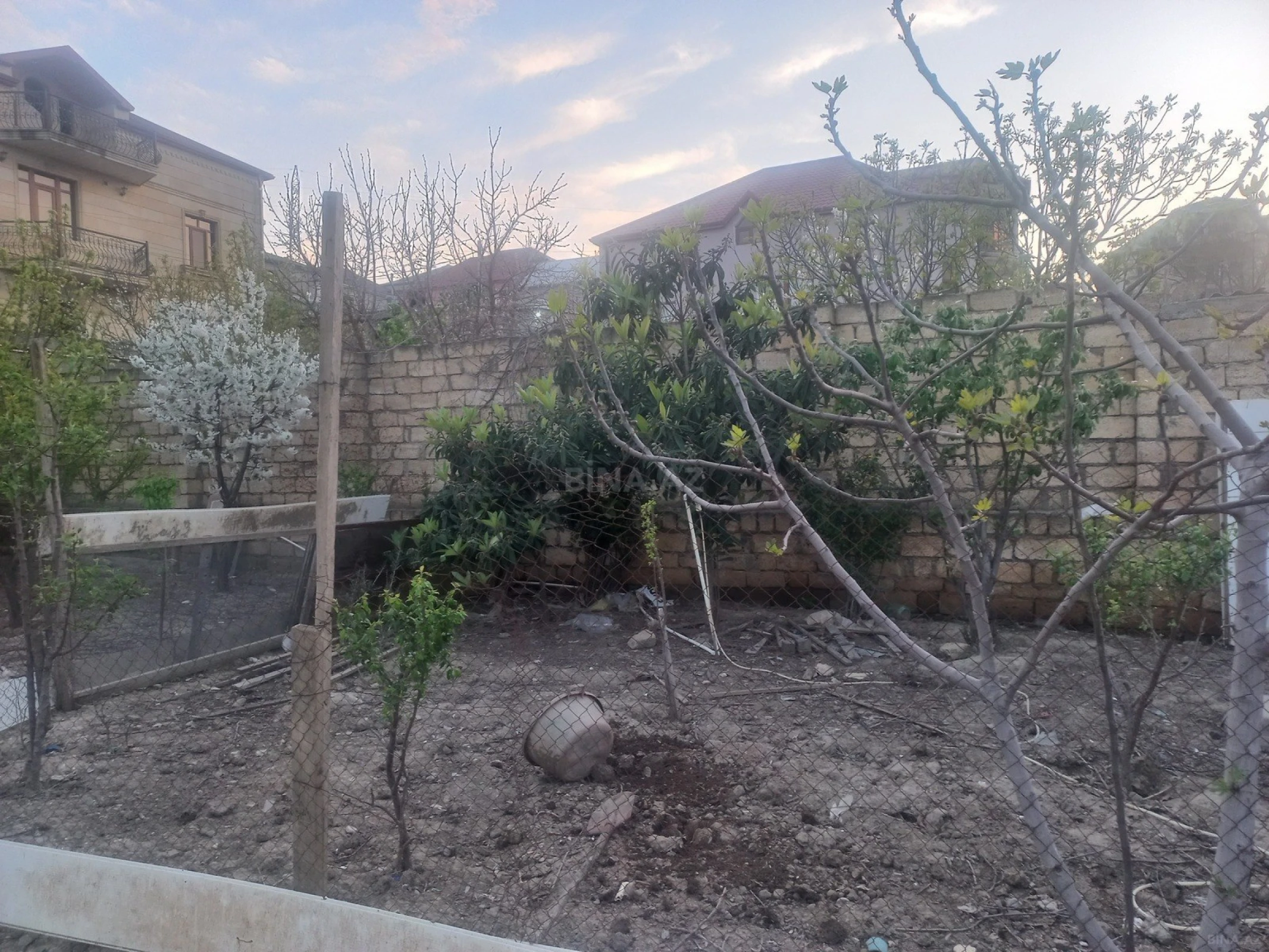 Satılır torpaq sahəsi 4 m²