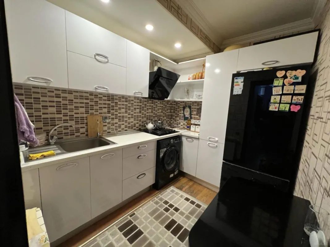 Satılır 3 otaqlı mənzil 95 m²