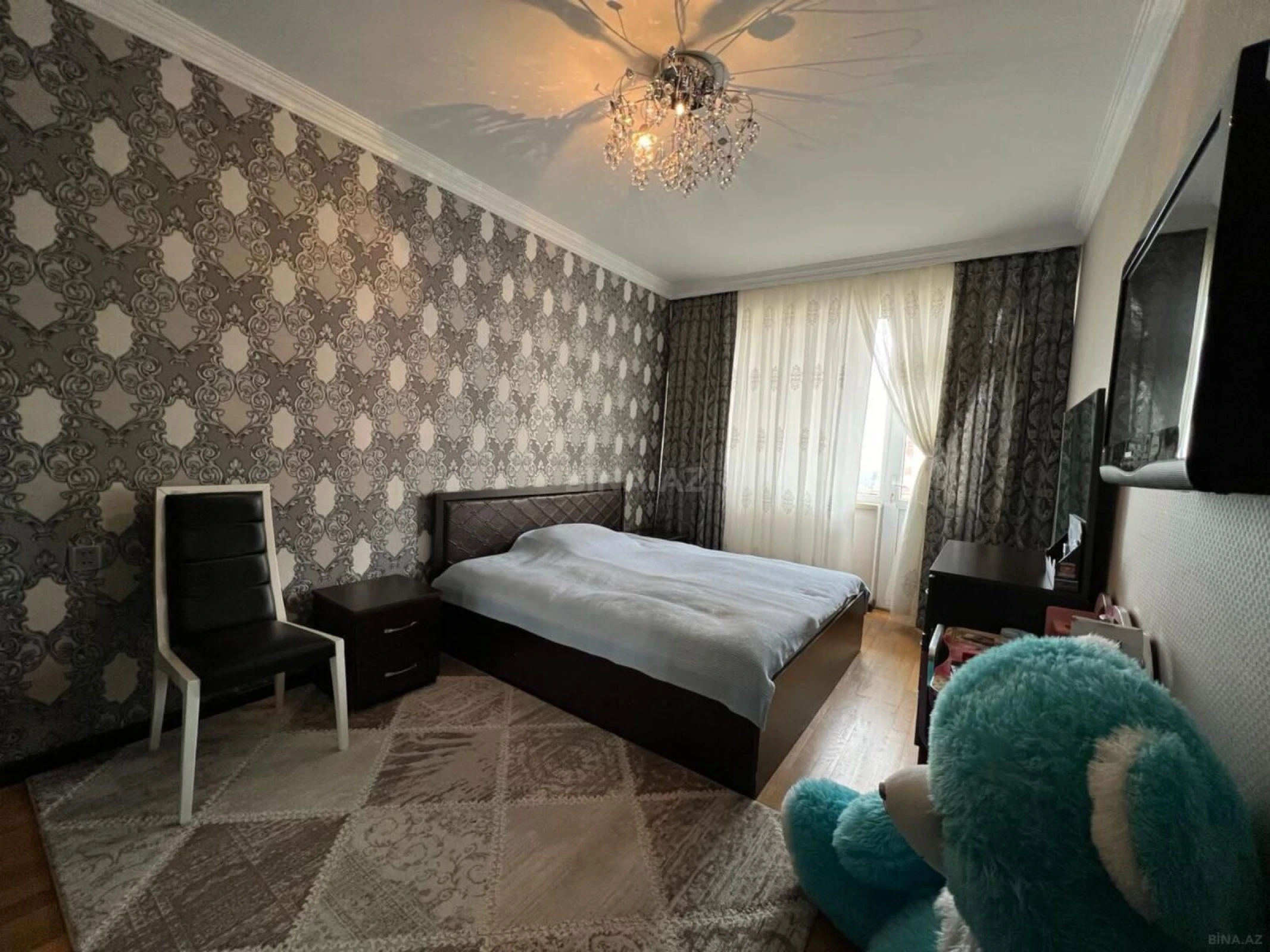 Satılır 3 otaqlı mənzil 95 m²