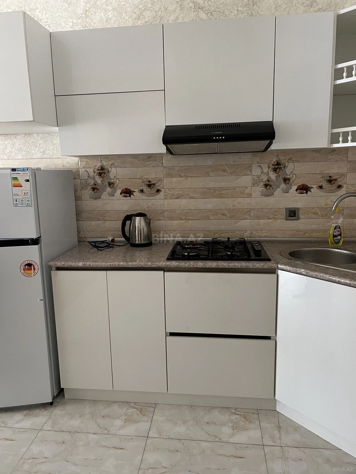 Kirayə verilir 2 otaqlı mənzil 65 m²