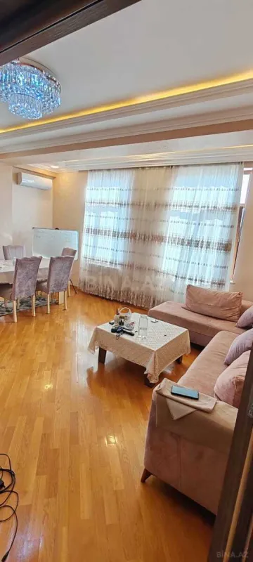 Satılır 3 otaqlı mənzil 100 m²
