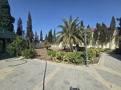 Kirayə verilir 5 otaqlı həyət evi 230 m²