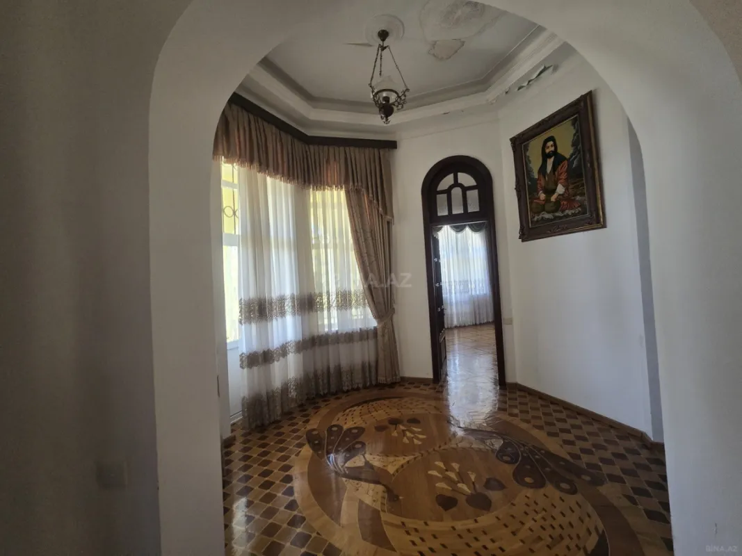 Kirayə verilir 5 otaqlı həyət evi 230 m²