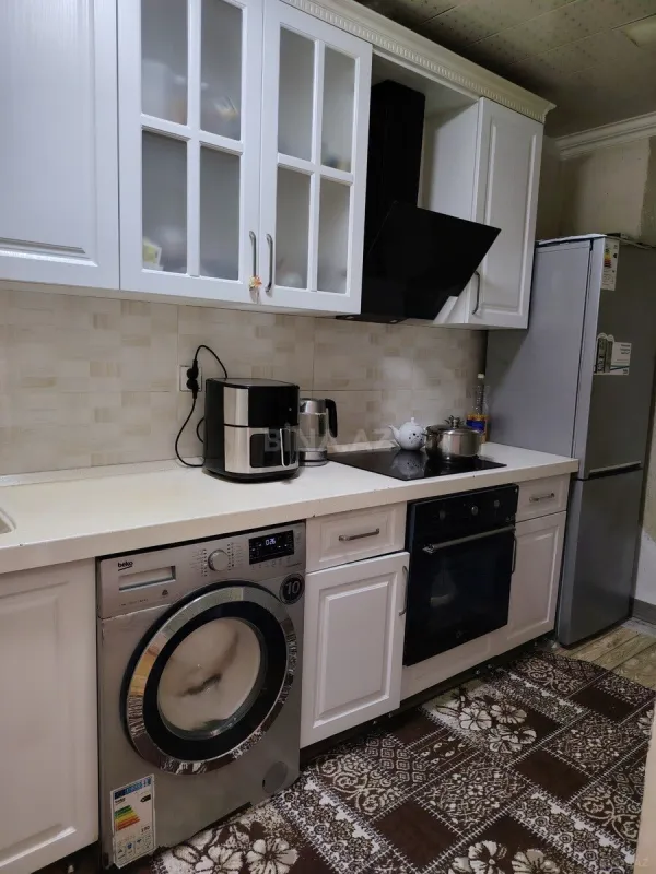 Satılır 3 otaqlı mənzil 70 m²
