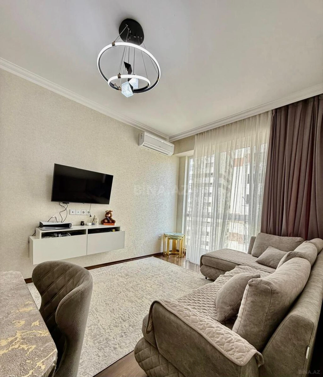 Satılır 2 otaqlı mənzil 50 m²