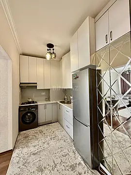 Satılır 2 otaqlı mənzil 50 m²