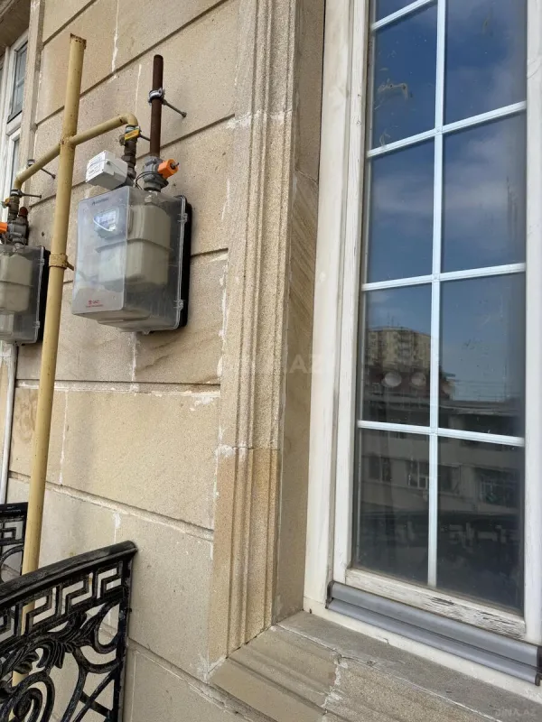 Satılır 4 otaqlı mənzil 150 m²