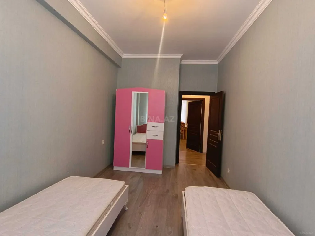 Kirayə verilir 3 otaqlı mənzil 74 m²