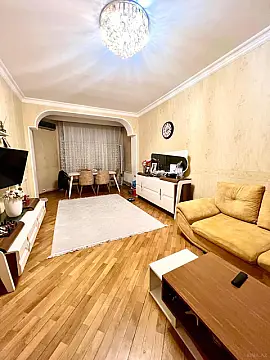Satılır 2 otaqlı mənzil 95 m²