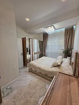 Satılır 2 otaqlı mənzil 62 m²