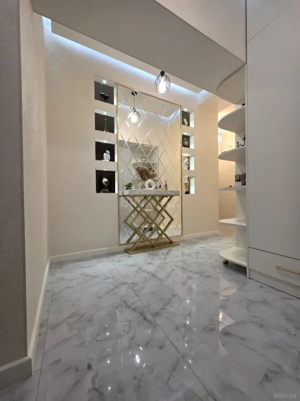 Satılır 2 otaqlı mənzil 62 m²