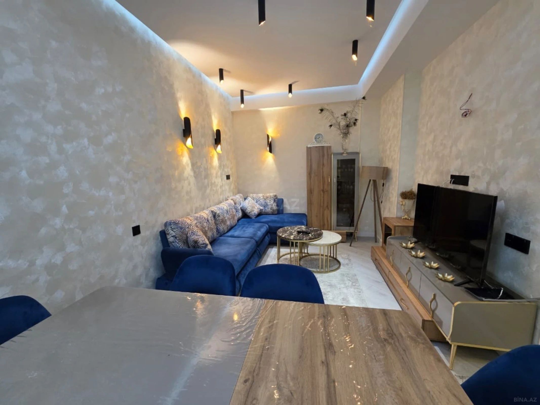 Satılır 2 otaqlı mənzil 62 m²