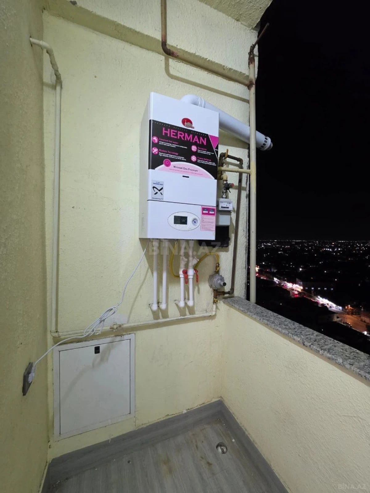 Satılır 2 otaqlı mənzil 62 m²