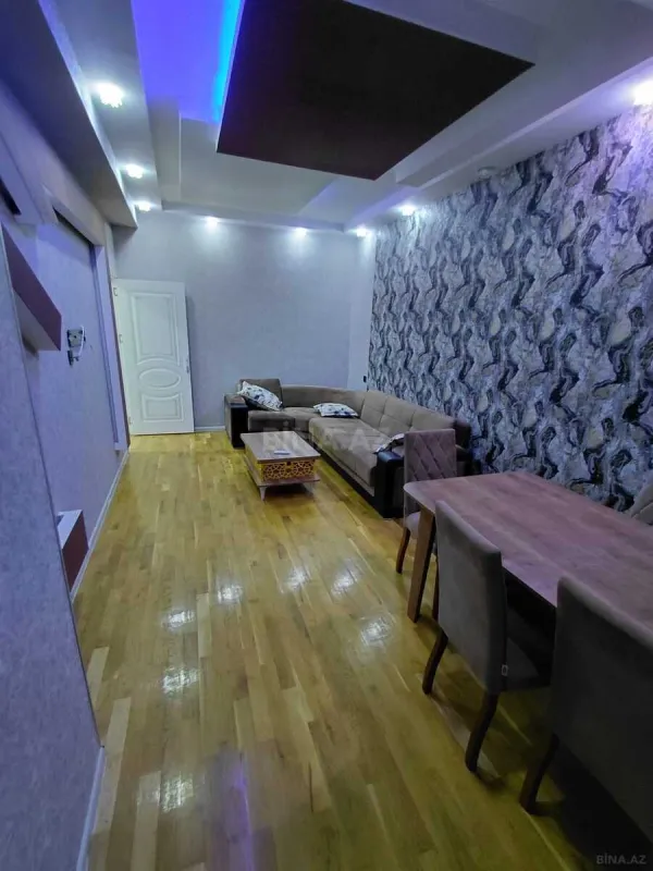 Satılır 2 otaqlı mənzil 67 m²