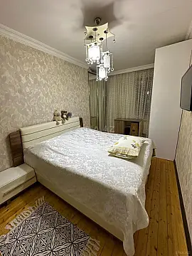 Satılır 2 otaqlı mənzil 55 m²