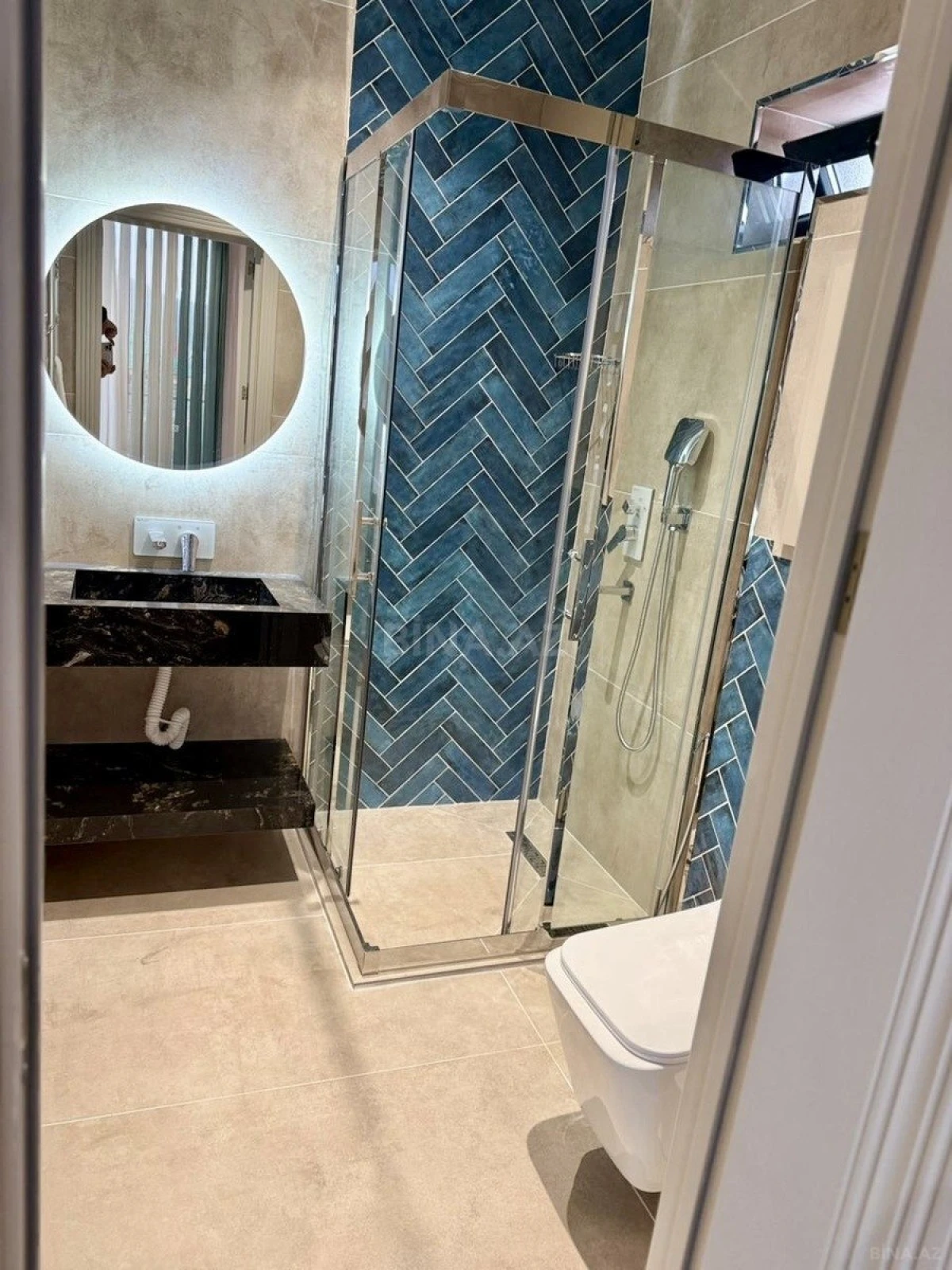 Satılır 5 otaqlı həyət evi 230 m²