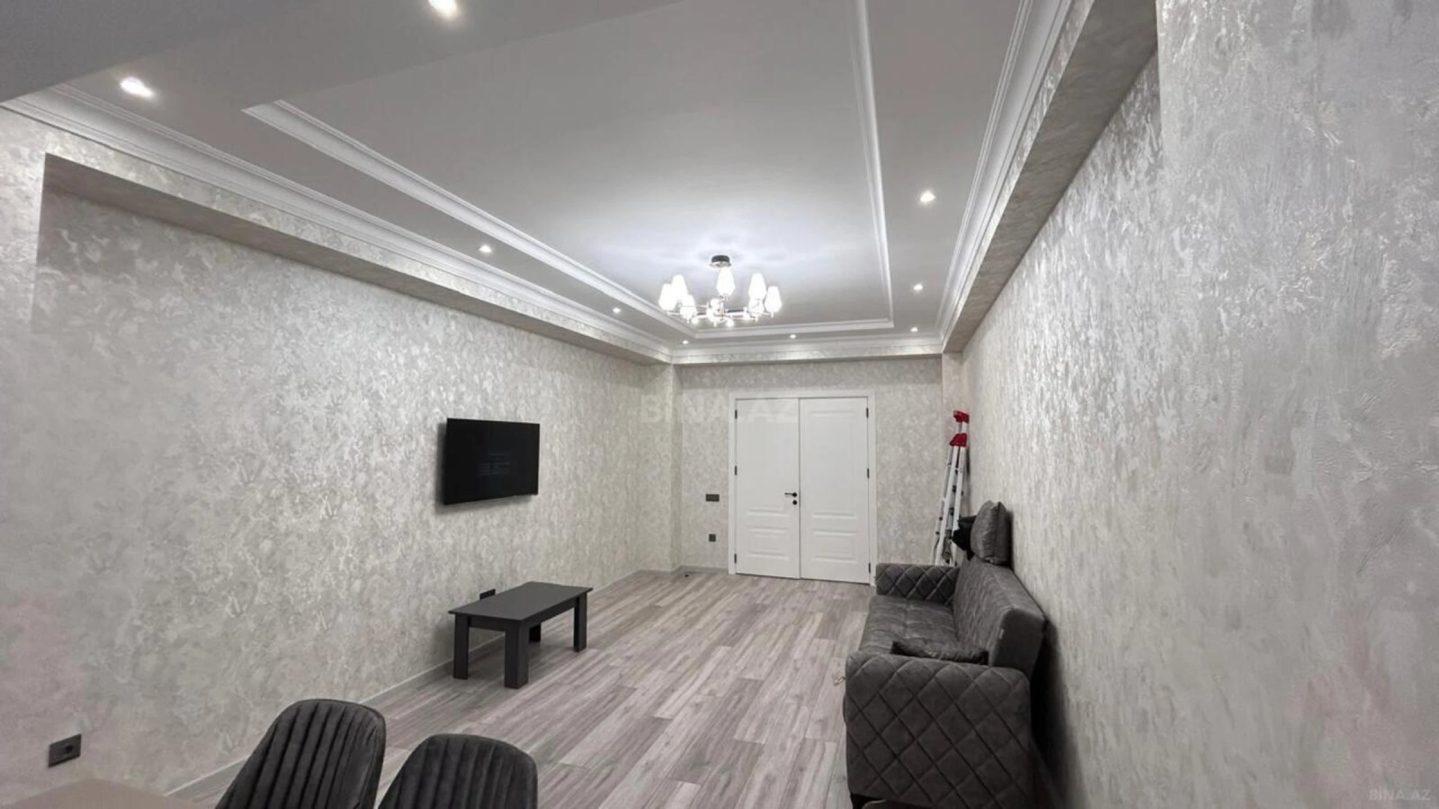 Kirayə verilir 3 otaqlı mənzil 109 m²