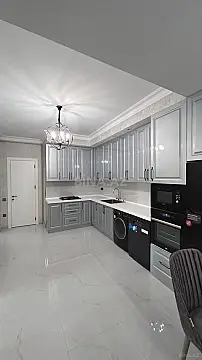 Kirayə verilir 3 otaqlı mənzil 109 m²