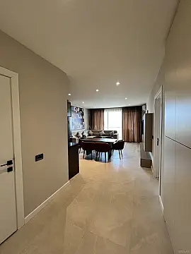 Kirayə verilir 2 otaqlı mənzil 100 m²