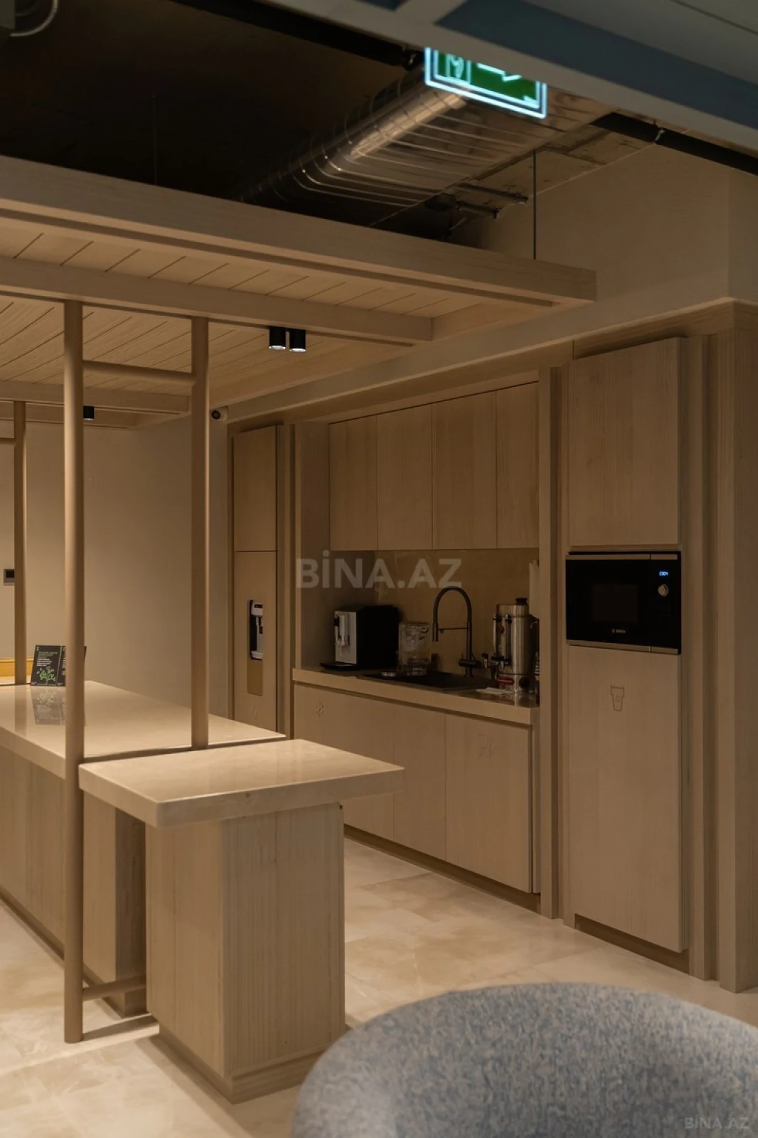 Kirayə verilir 5 otaqlı ofis 275 m²