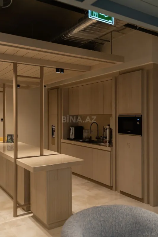 Kirayə verilir 5 otaqlı ofis 275 m²