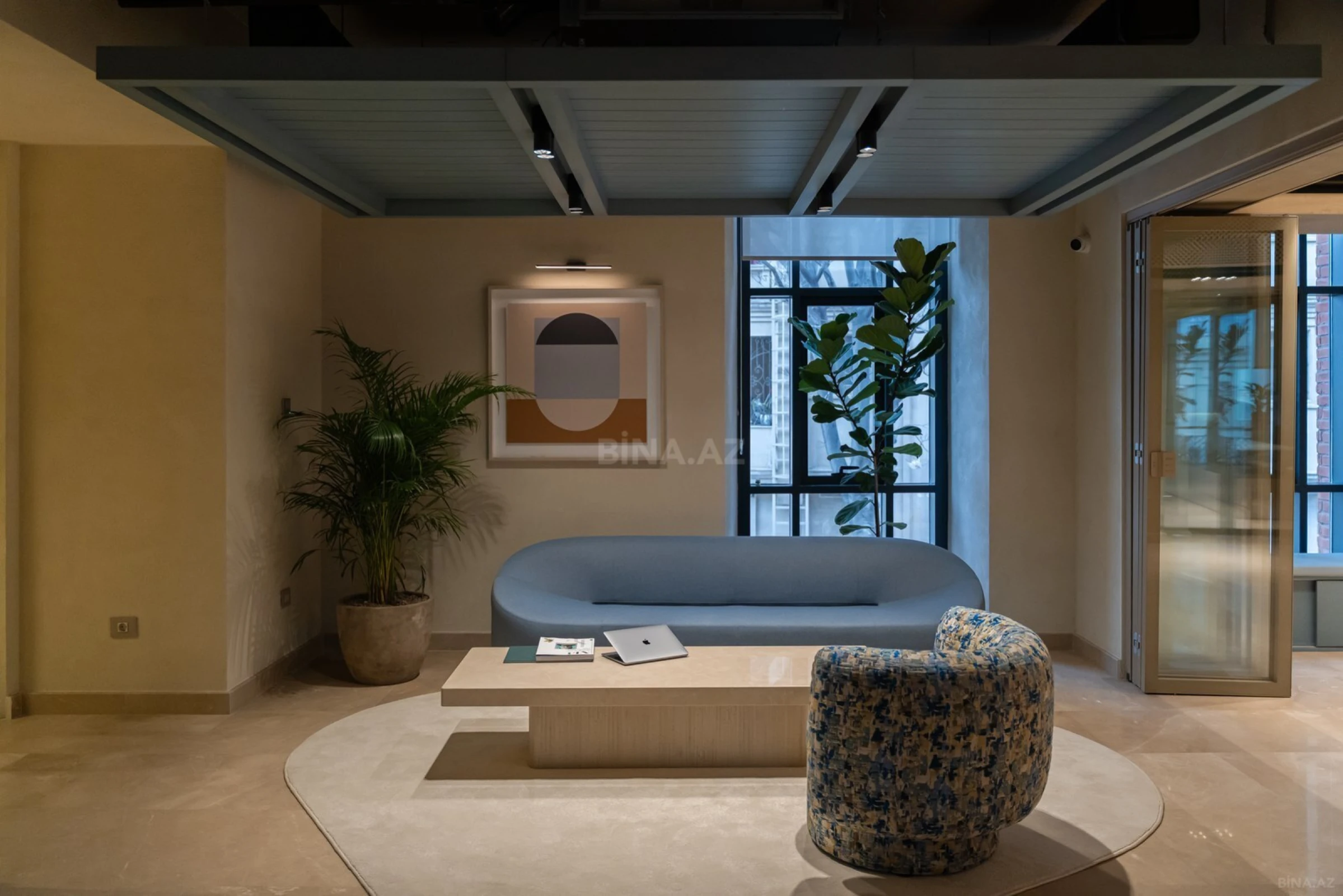 Kirayə verilir 5 otaqlı ofis 275 m²