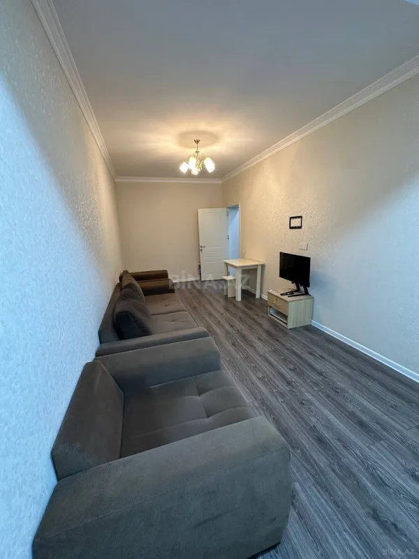 Kirayə verilir 2 otaqlı mənzil 55 m²