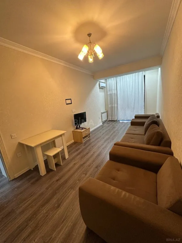 Kirayə verilir 2 otaqlı mənzil 55 m²