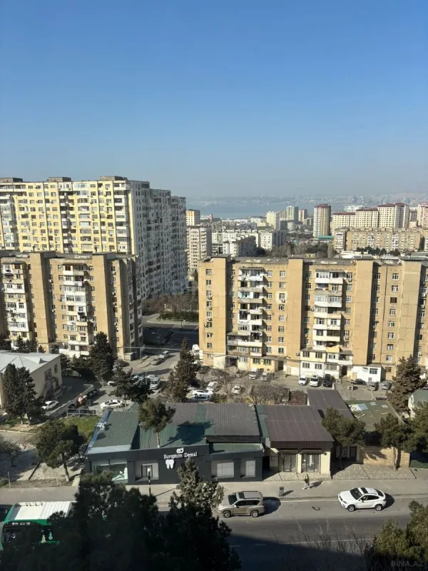 Satılır 3 otaqlı mənzil 68 m²