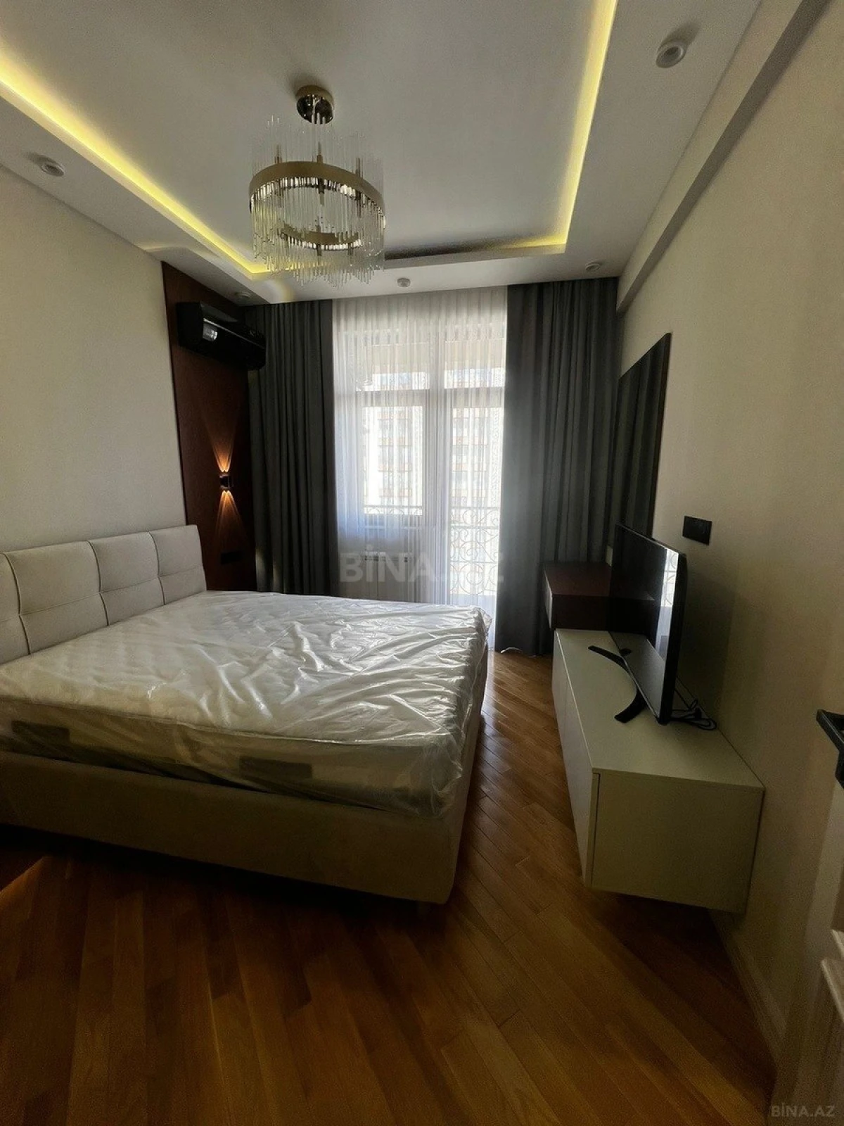 Kirayə verilir 2 otaqlı mənzil 60 m²