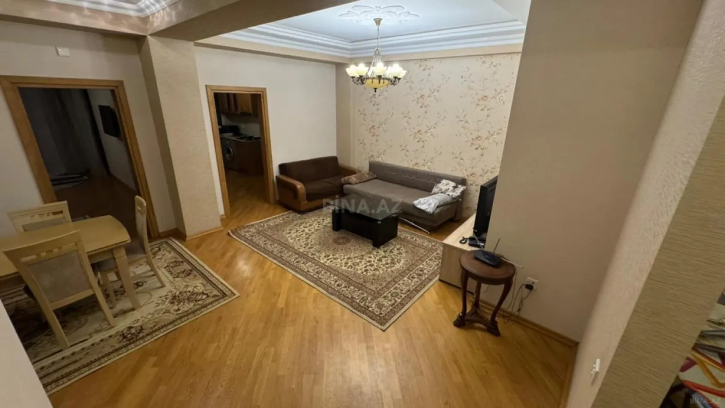 Kirayə verilir 3 otaqlı mənzil 110 m²